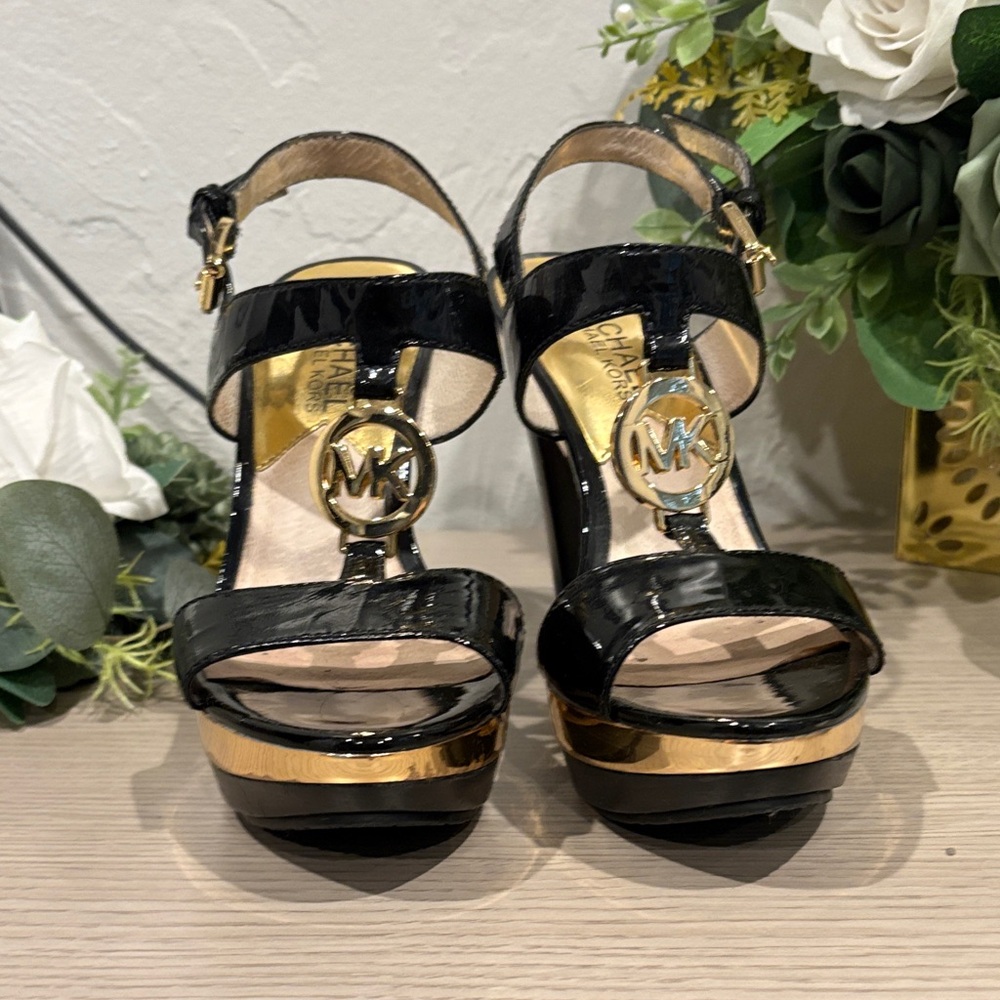 Michael Kors Black and Gold Women's Heels
